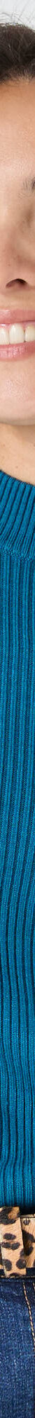 Pull col montant court, maille côtelée (bleu canard) Pull col montant court, maille côtelée (bleu canard)